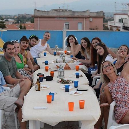 Gianni House Backpackers Hostel Giardini Naxos Eksteriør bilde